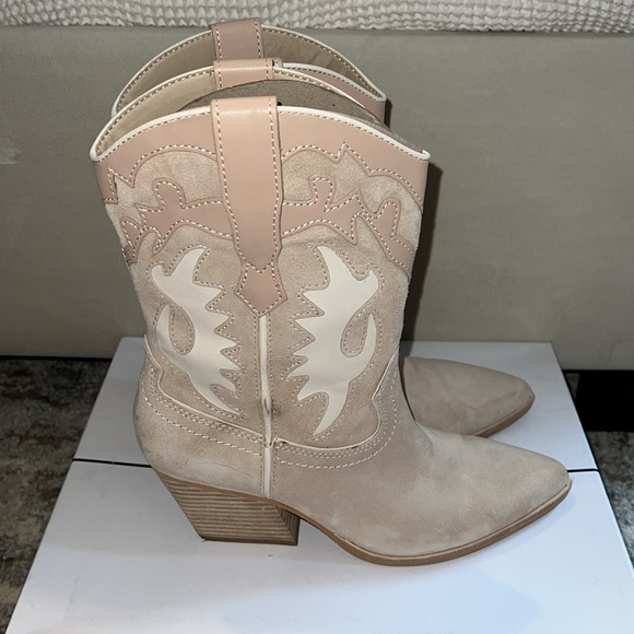 Dolce Vita Landen Western Boots - Picture 4 of 10